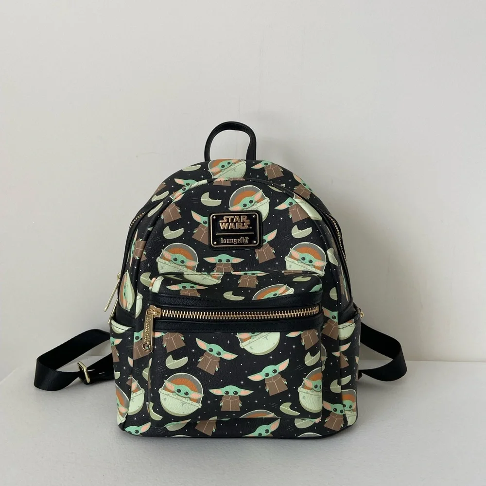 NWOT Loungefly Disney Parks Mandalorian‎ Baby Yoda Grogu mini backpack bag